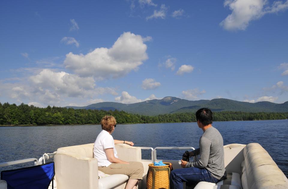 pontoon boat